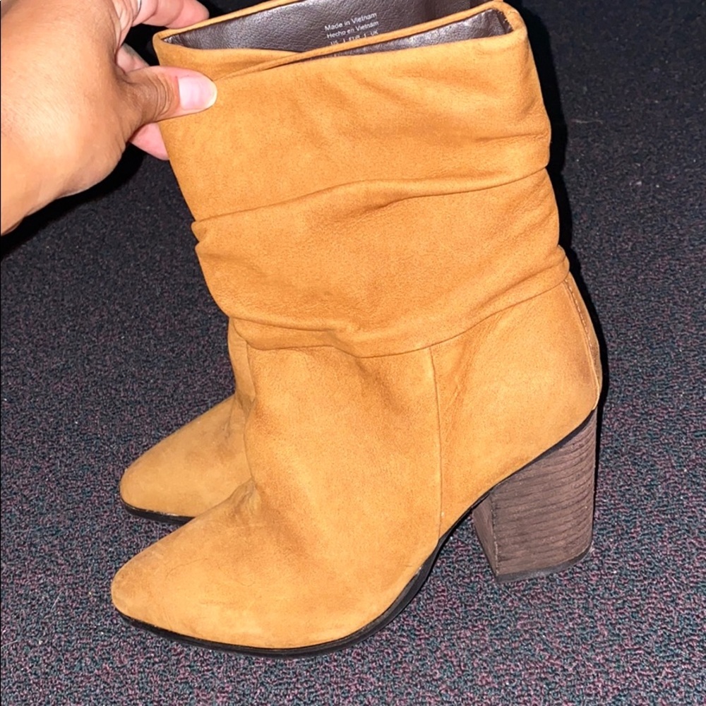 Women’s Aldo heel Boots